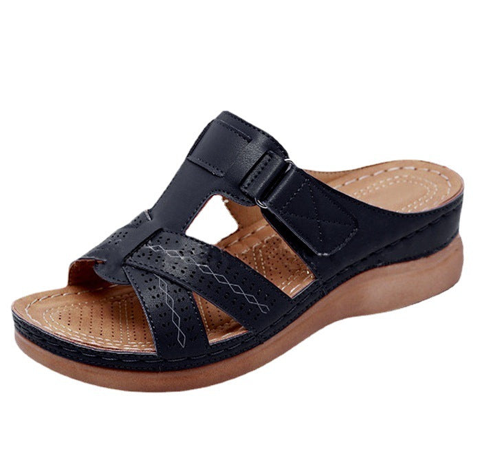 Chic Orthopedic Sandals with Unique Design