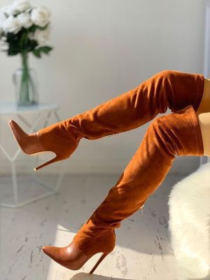 Graceful Orthopedic Boots for Modern Look