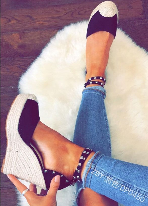 Classic Orthopedic Sandals with Timeless Style