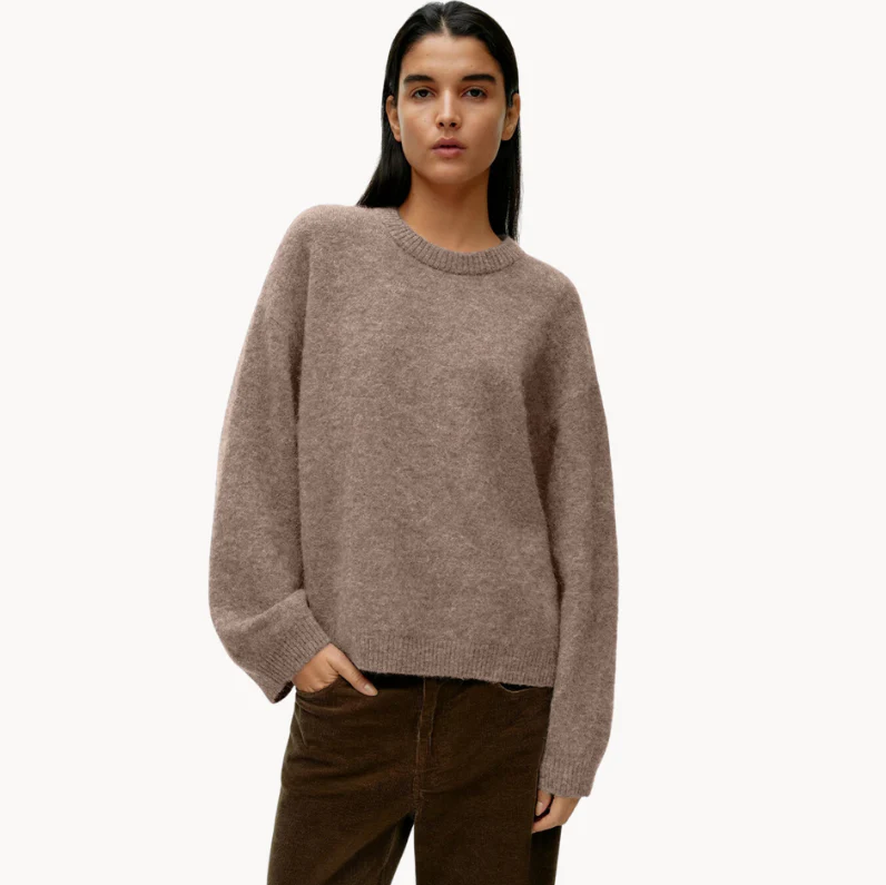 Lyda® | Effortless and trendy summer sweaters