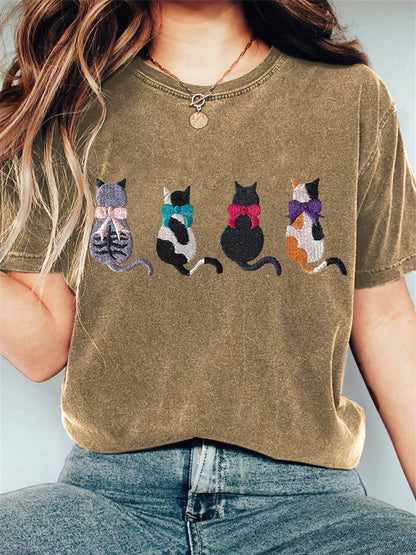 Cute Cat Embroidery Pattern Casual Cotton T-Shirt elevenforest