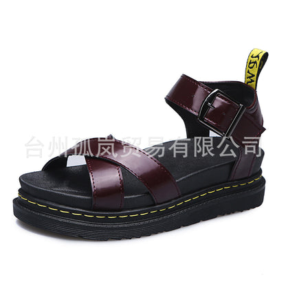 Chic Orthopedic Sandals with Unique Design