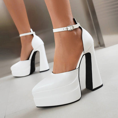 Chic Orthopedic Sandals with Unique Design