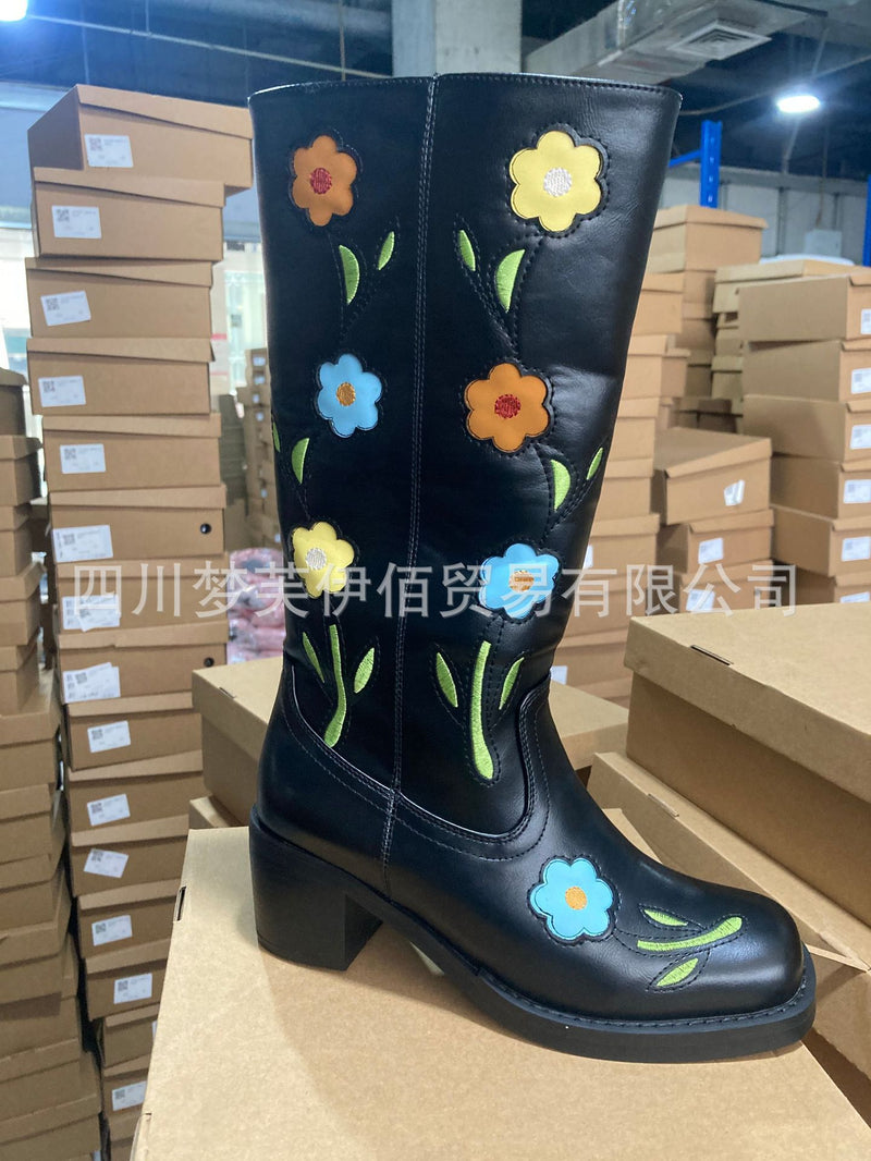Chic Orthopedic Boots with Unique Design