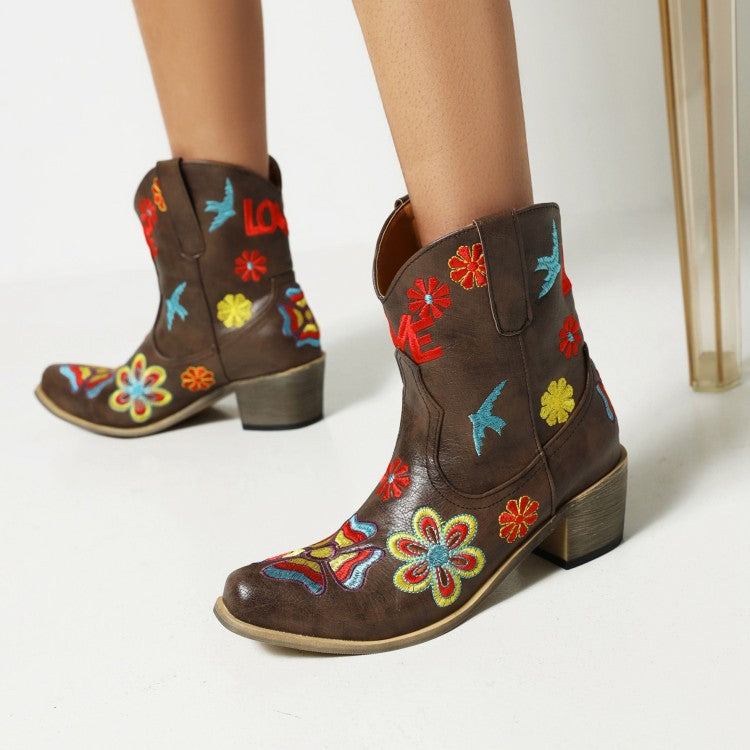 Chic Orthopedic Boots with Unique Design