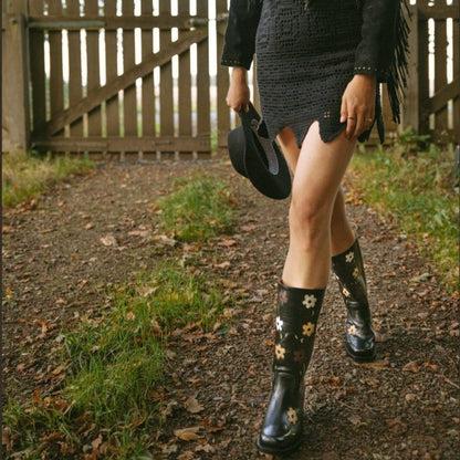 Chic Orthopedic Boots with Unique Design