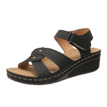 Chic Orthopedic Sandals with Unique Design