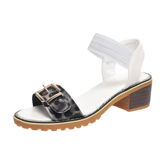 Chic Orthopedic Sandals with Unique Design