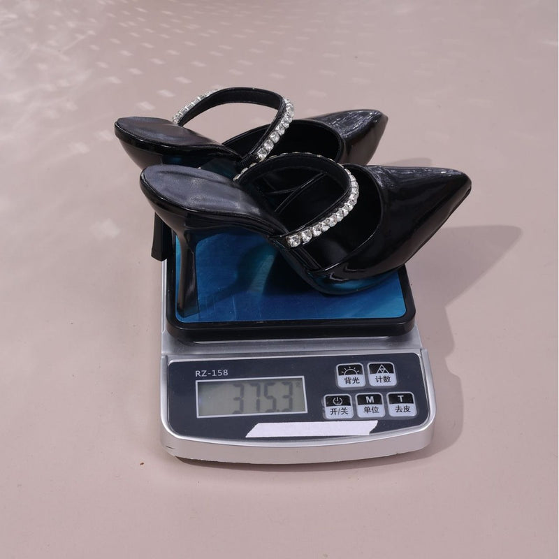 Graceful Orthopedic Sandals for Modern Look