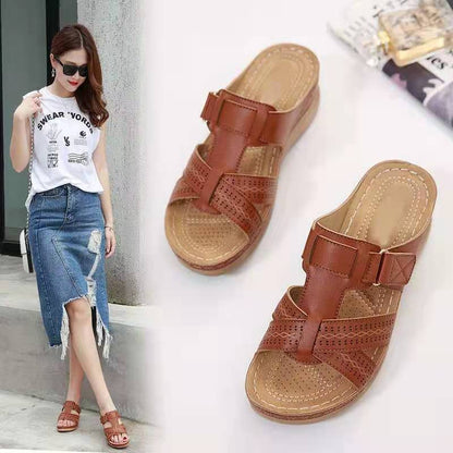 Chic Orthopedic Sandals with Unique Design