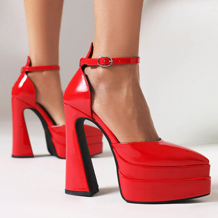 Chic Orthopedic Sandals with Unique Design