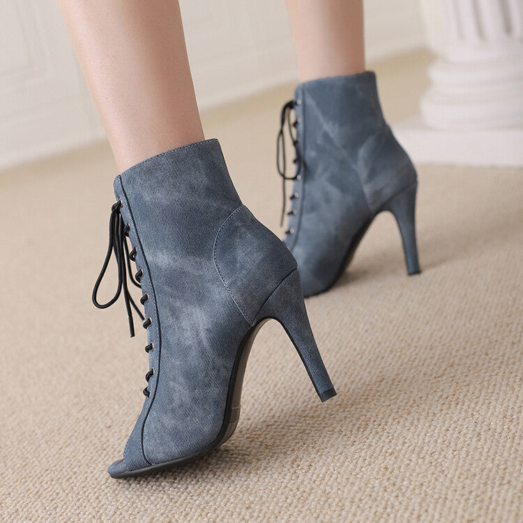Graceful Orthopedic Boots for Modern Look