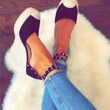 Classic Orthopedic Sandals with Timeless Style