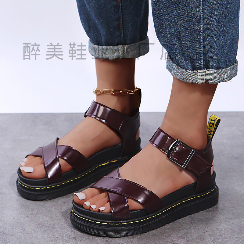 Chic Orthopedic Sandals with Unique Design