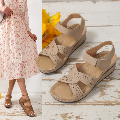 Chic Orthopedic Sandals with Unique Design