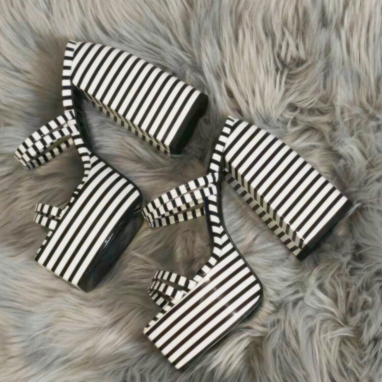 Classic Orthopedic Sandals with Timeless Style