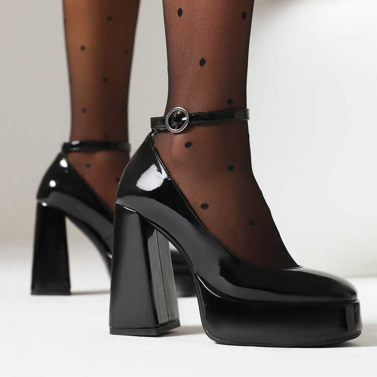 Graceful Orthopedic Heels for Modern Look
