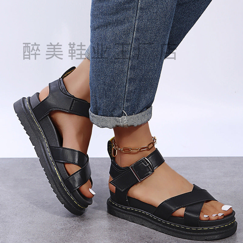 Chic Orthopedic Sandals with Unique Design