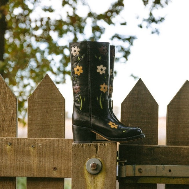 Chic Orthopedic Boots with Unique Design