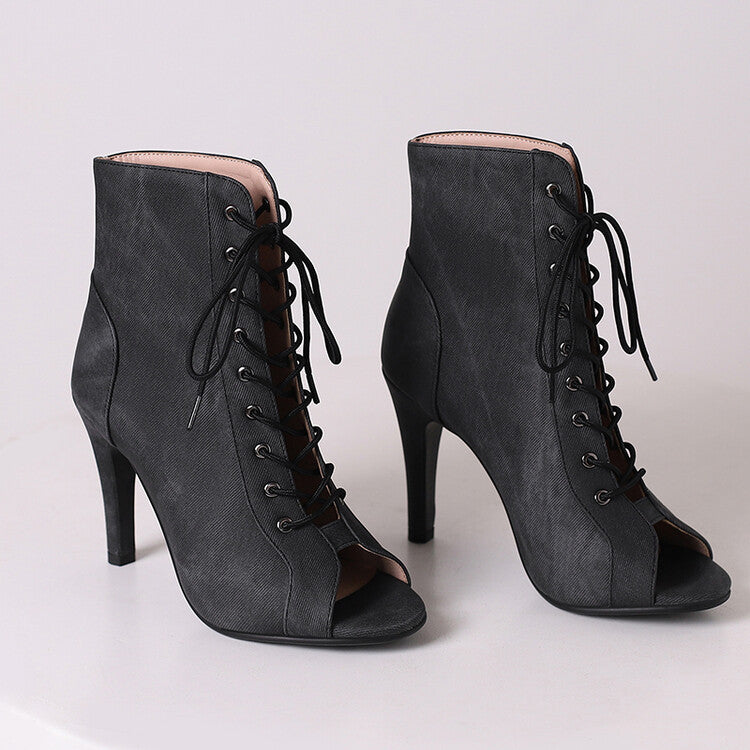 Graceful Orthopedic Boots for Modern Look