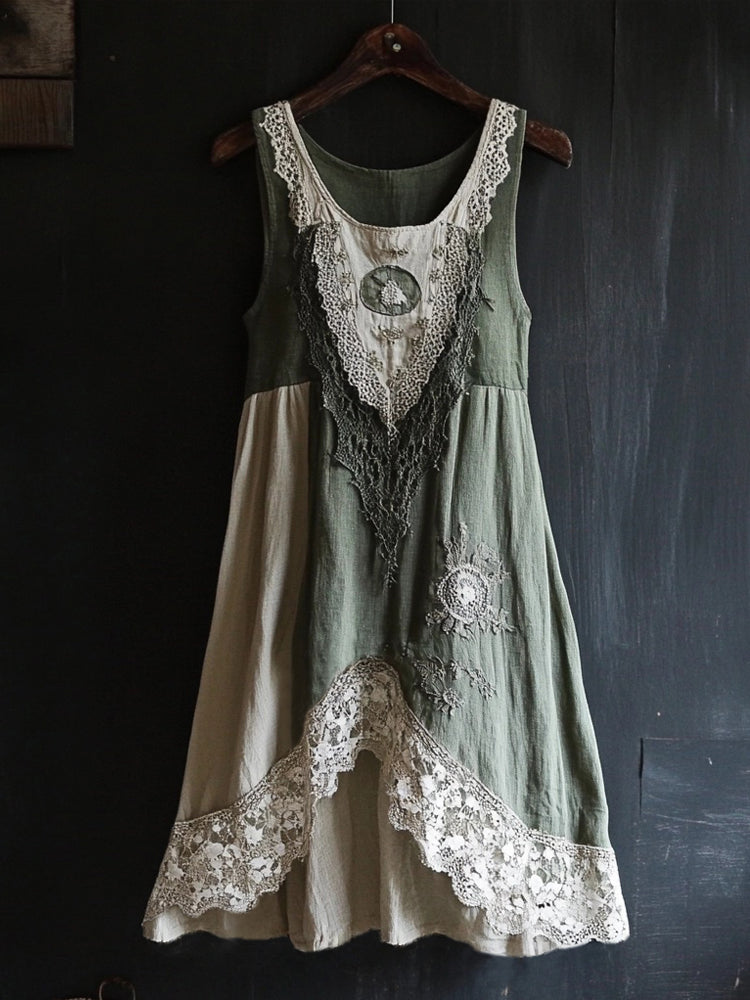 Timeless Vintage Style Dress